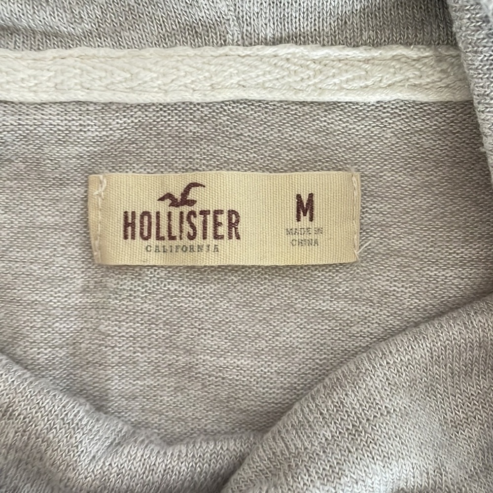 Hollister lightweight, cowlneck with strings, long sleeve shirt ladies size M - Picture 4 of 12